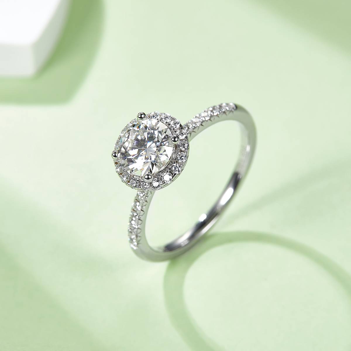 Classic round bag S925 silver plated platinum Moissanite women's ring 1 carat D-grade